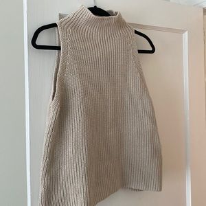 Madewell mock neck sleeveless top